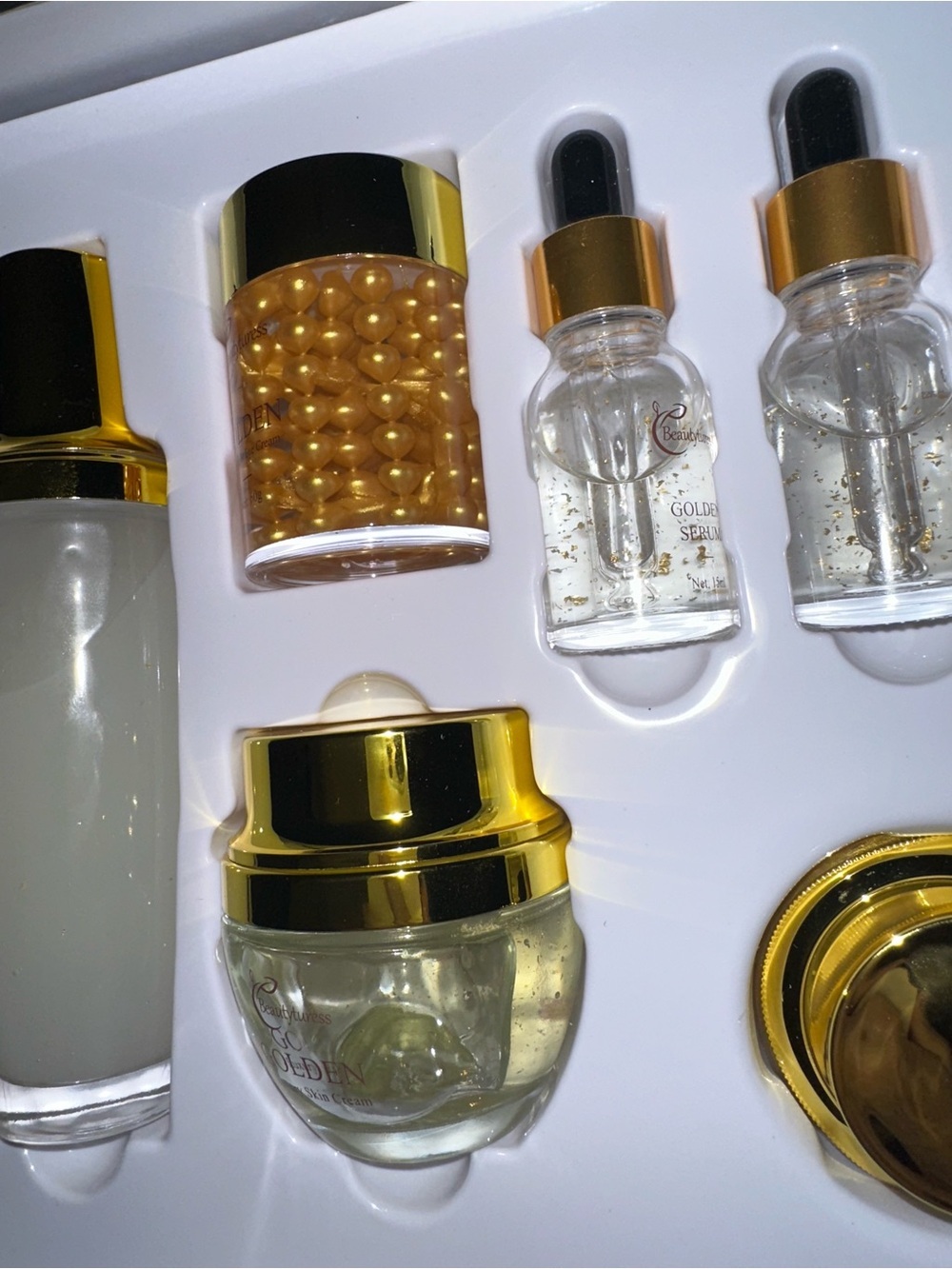 Beautyturess Golden Lady Luxury Nine-Piece Set - Gold.Shipping gratis. - Picture 4 of 8